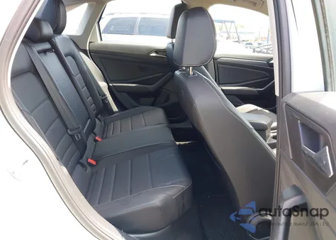 2024 Volkswagen Jetta 1.5T Se from USA, damaged, VIN 3VW7M7BU5RM038911